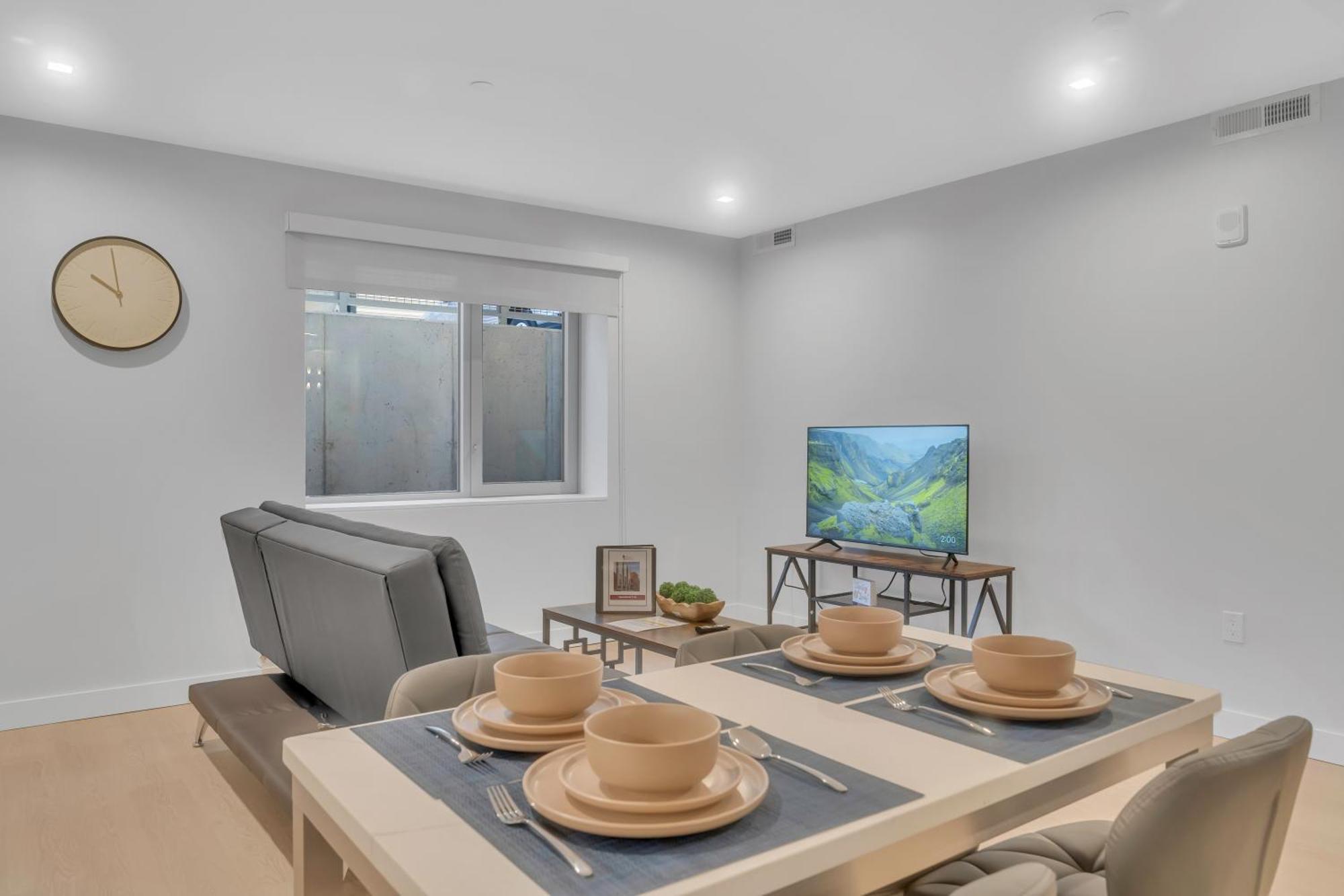 Fully Furnished In Near Logan Circle Apartment