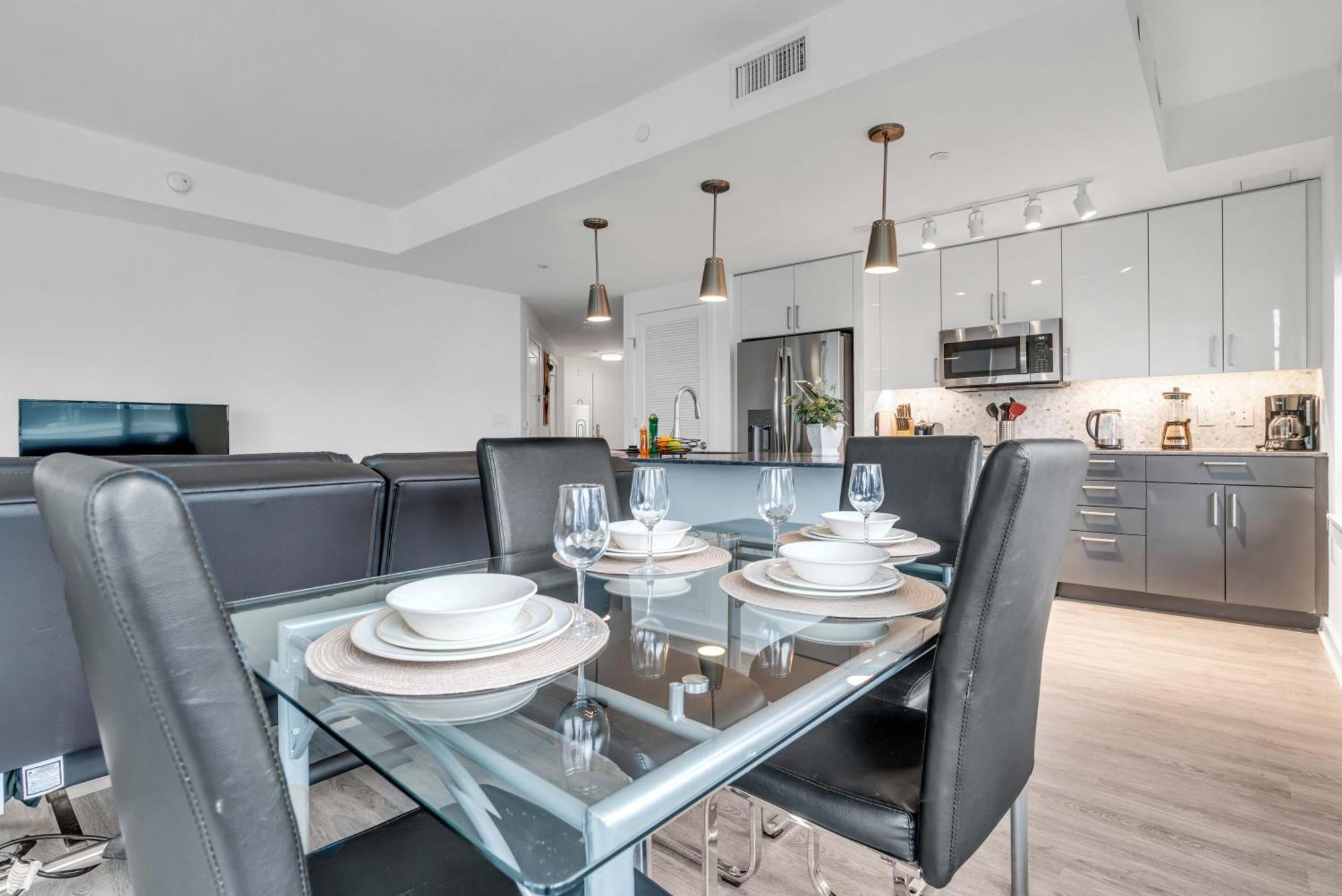 Fully Furnished In Near Logan Circle *